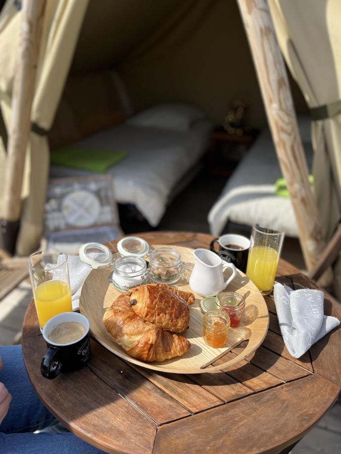 Camping De La Foret Seasonova Sillé-le-Guillaume Exteriör bild