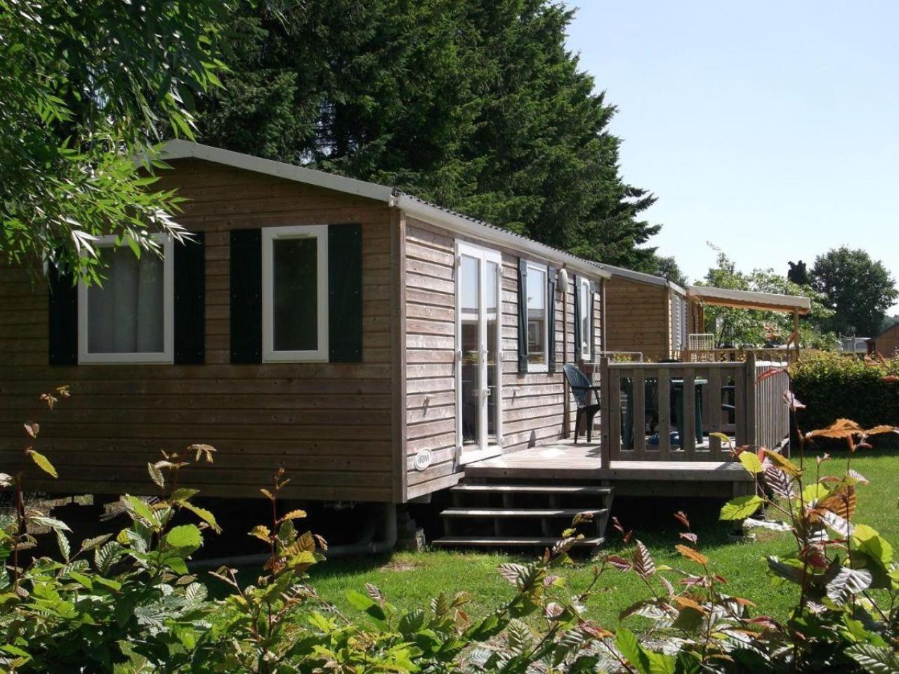 Camping De La Foret Seasonova Sillé-le-Guillaume Exteriör bild